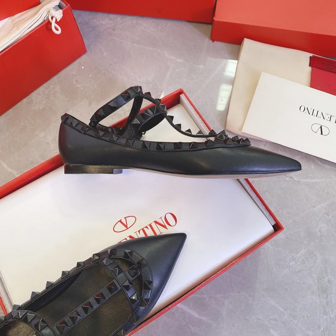 Valentino Women Black Leather Pointed Flats product view 3