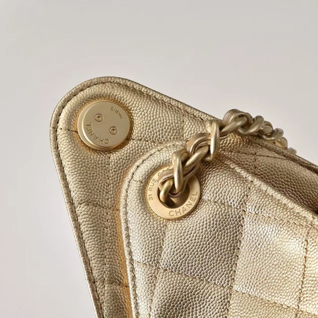 Chanel 25 Small Gold, Gold hardware Bag product view 2