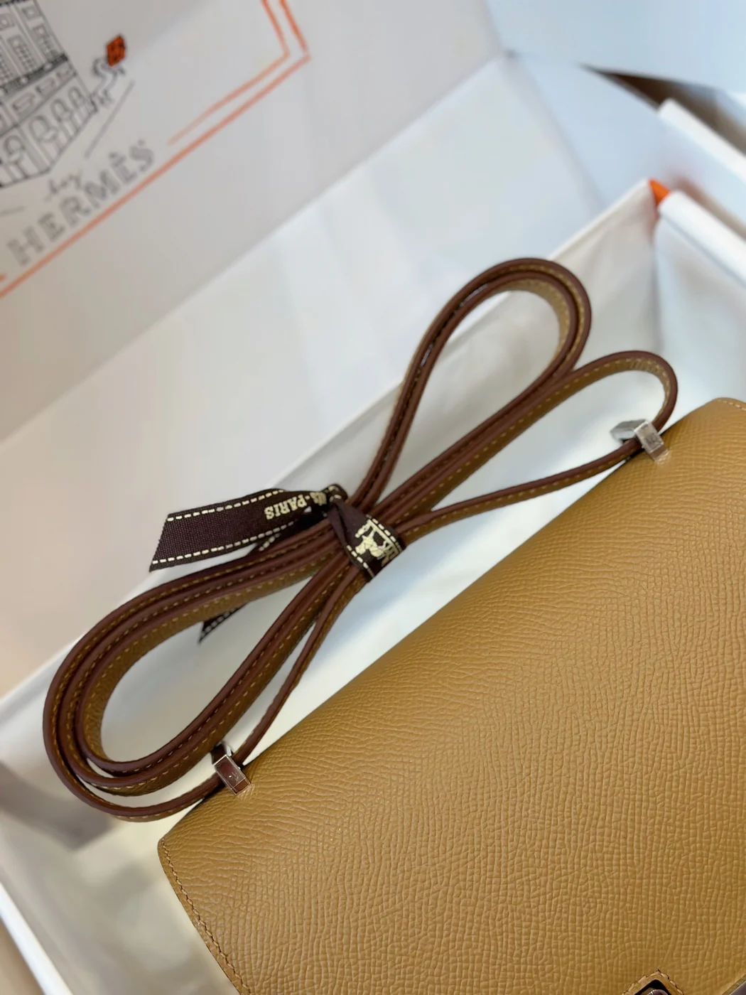Hermès Constance 19 Brown Epson Leather Palladium Hardware Bag product view 4