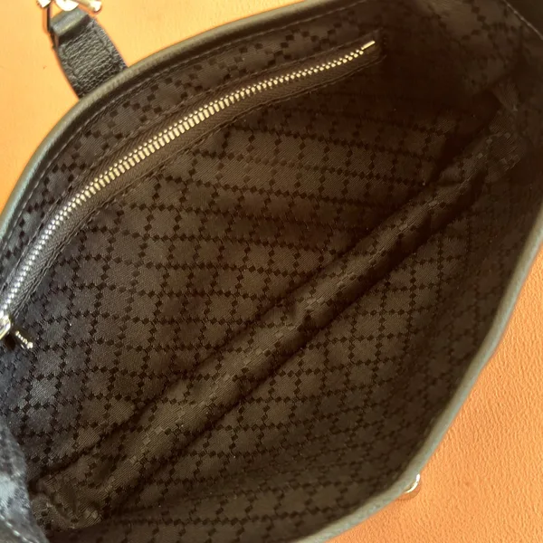 Gucci 26S Jackie Slim Shoulder Bag 27 In Black Canvas product view 9