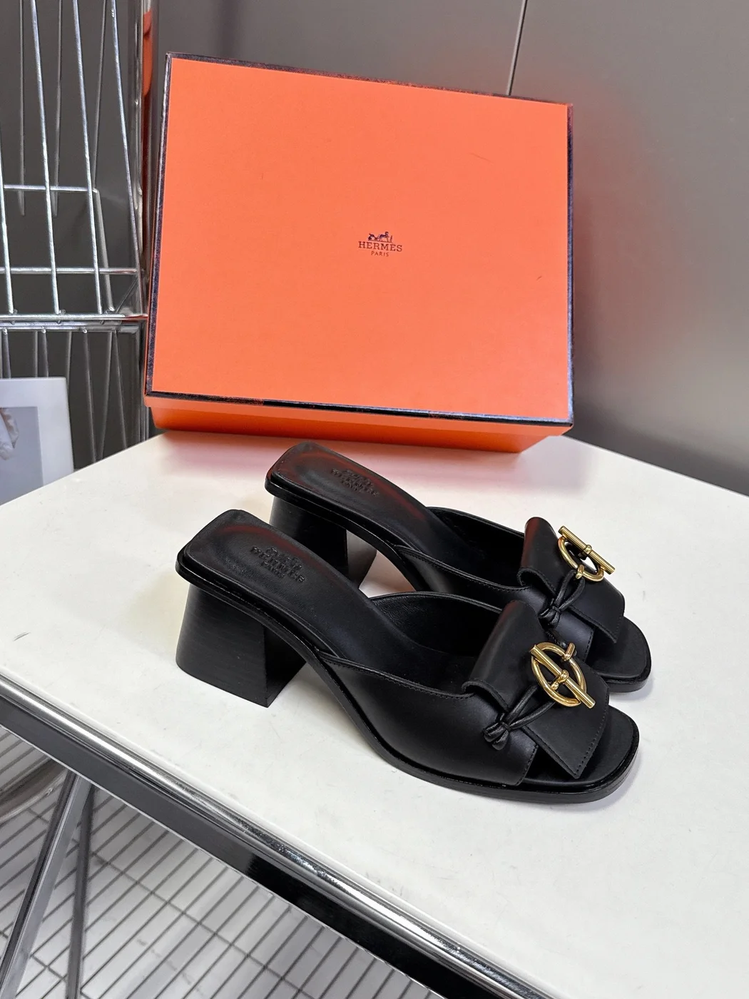 Hermès Women Black Leather Mules product view 3