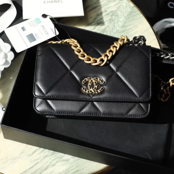 Chanel Woc C19 Handbag Woman’s Lock Gold Black 19 cm product view 1