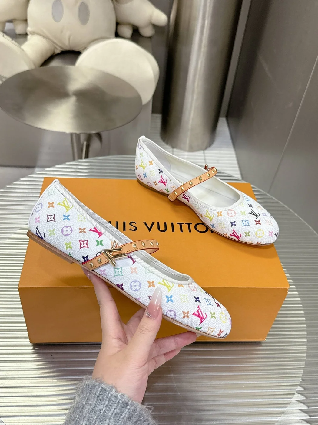 Louis Vuitton Women White Canvas Multicolor Print Leather Strap Flats product view 5