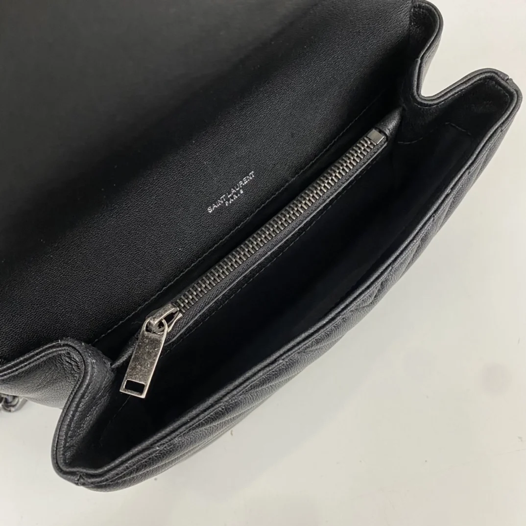 Saint Laurent medium College leather cross body bag In Black product view 5