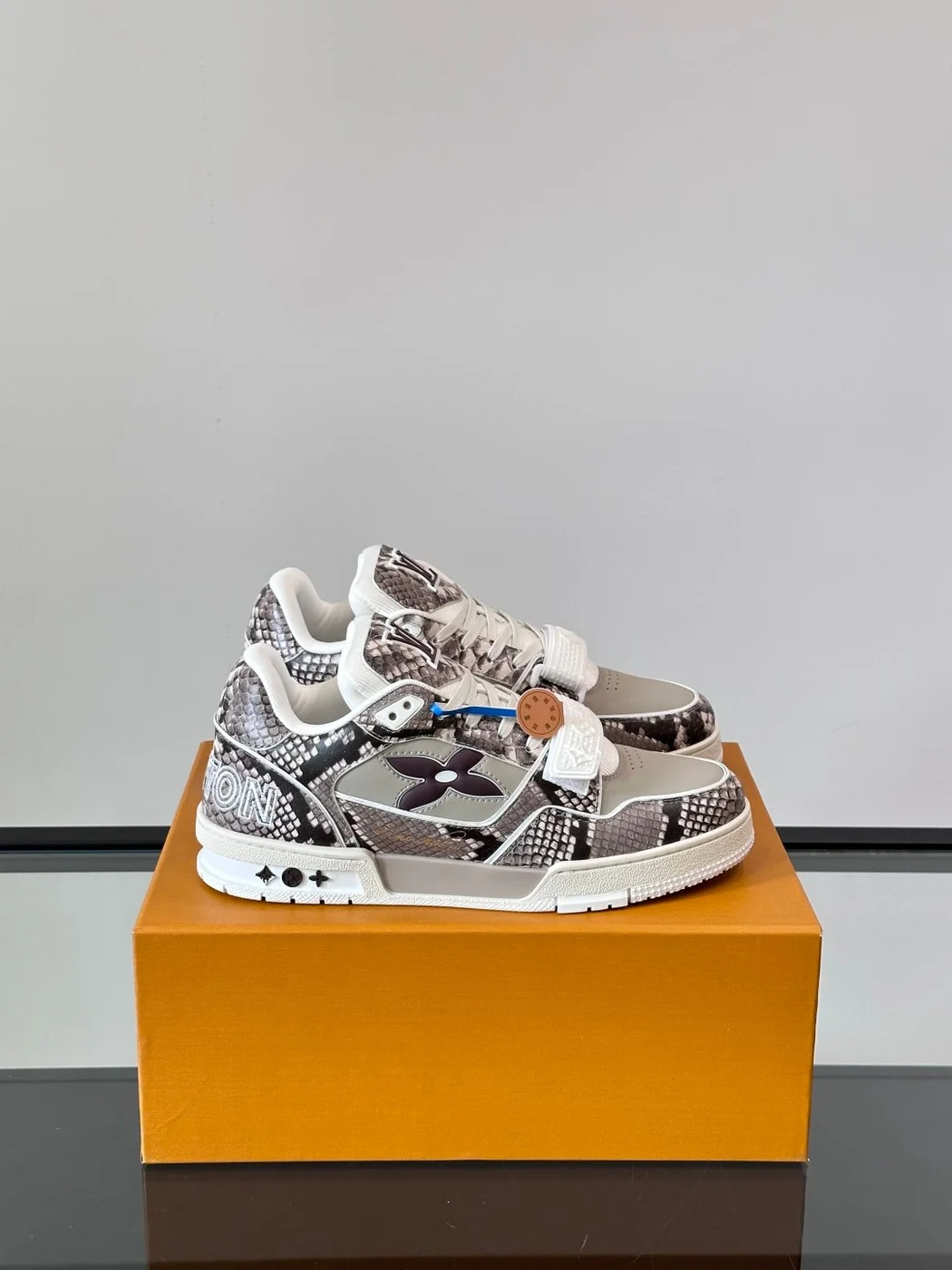 Louis Vuitton Men White And Gray Snakeskin Leather Sneakers product view 1