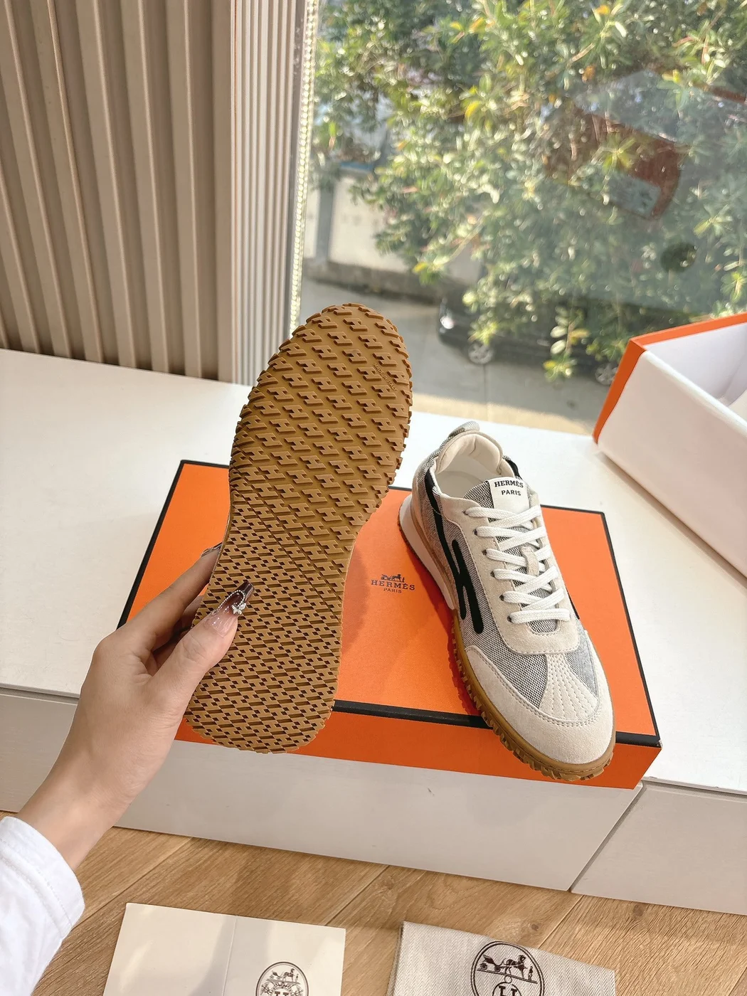 Hermès Women White Suede And Mesh Sneakers product view 2