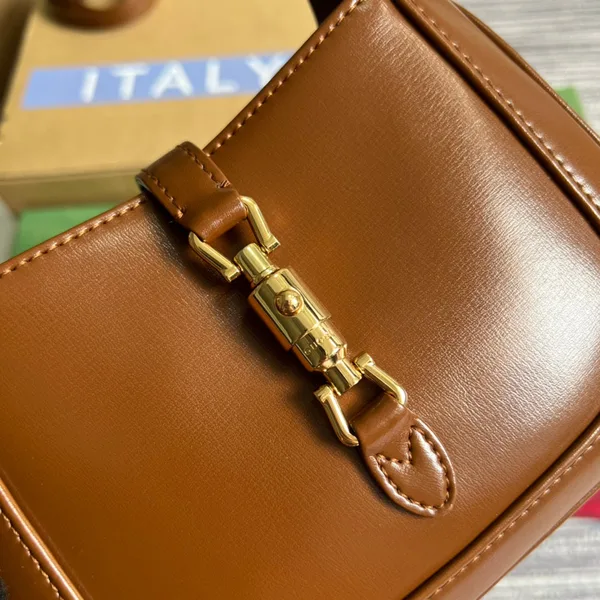 Gucci Jackie Mini 19 Shoulder Bag In Cinnamon Brown Calfskin product view 4