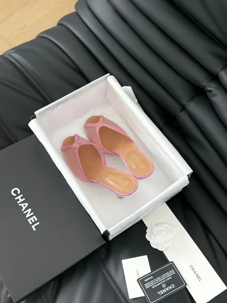 Chanel Women Pink Leather Kitten Heel Mules product view 1