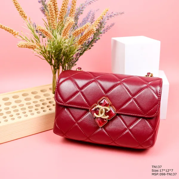 Chanel Woman’s Red High Best Handbag Lock With Stone 17x12x7cm product view 1