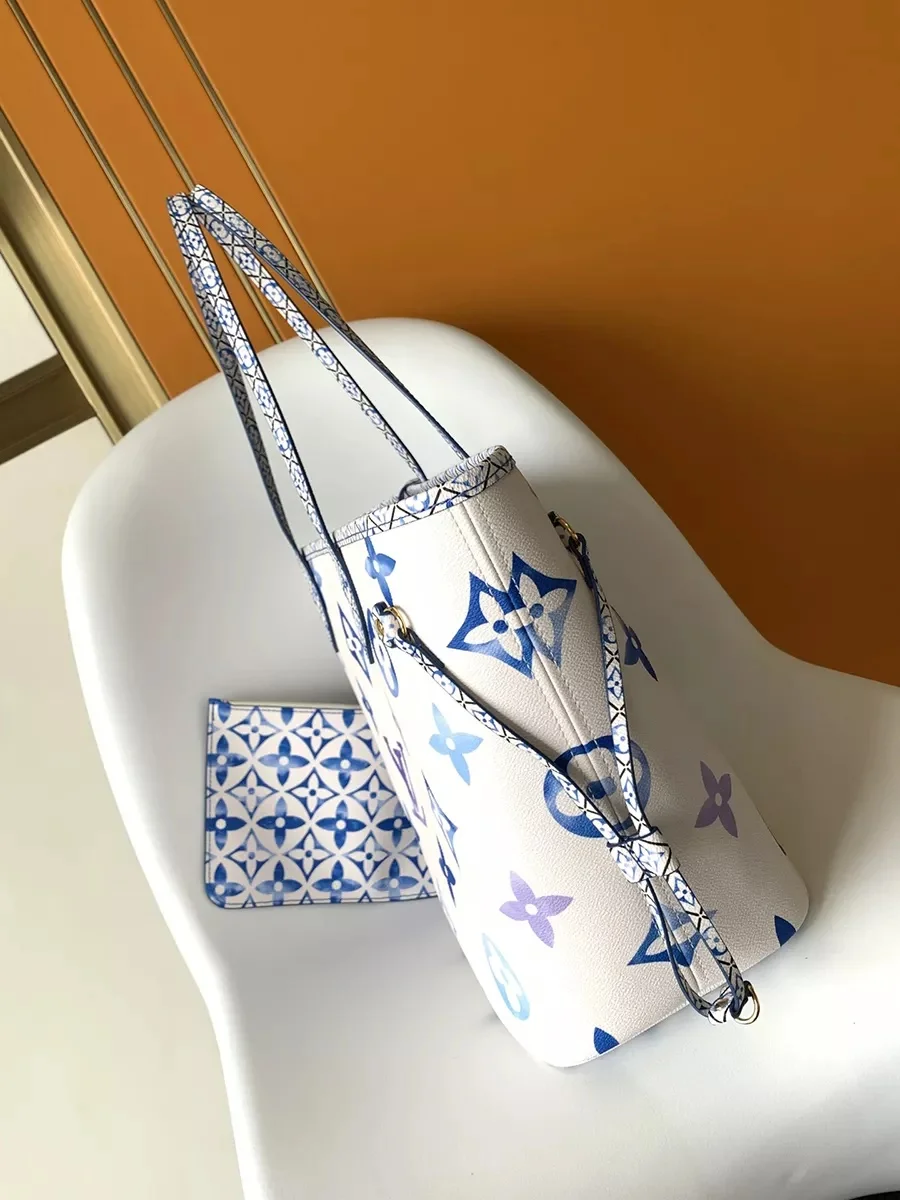 Louis Vuitton Neverfull bag from the “By The Pool” collectio product view 3