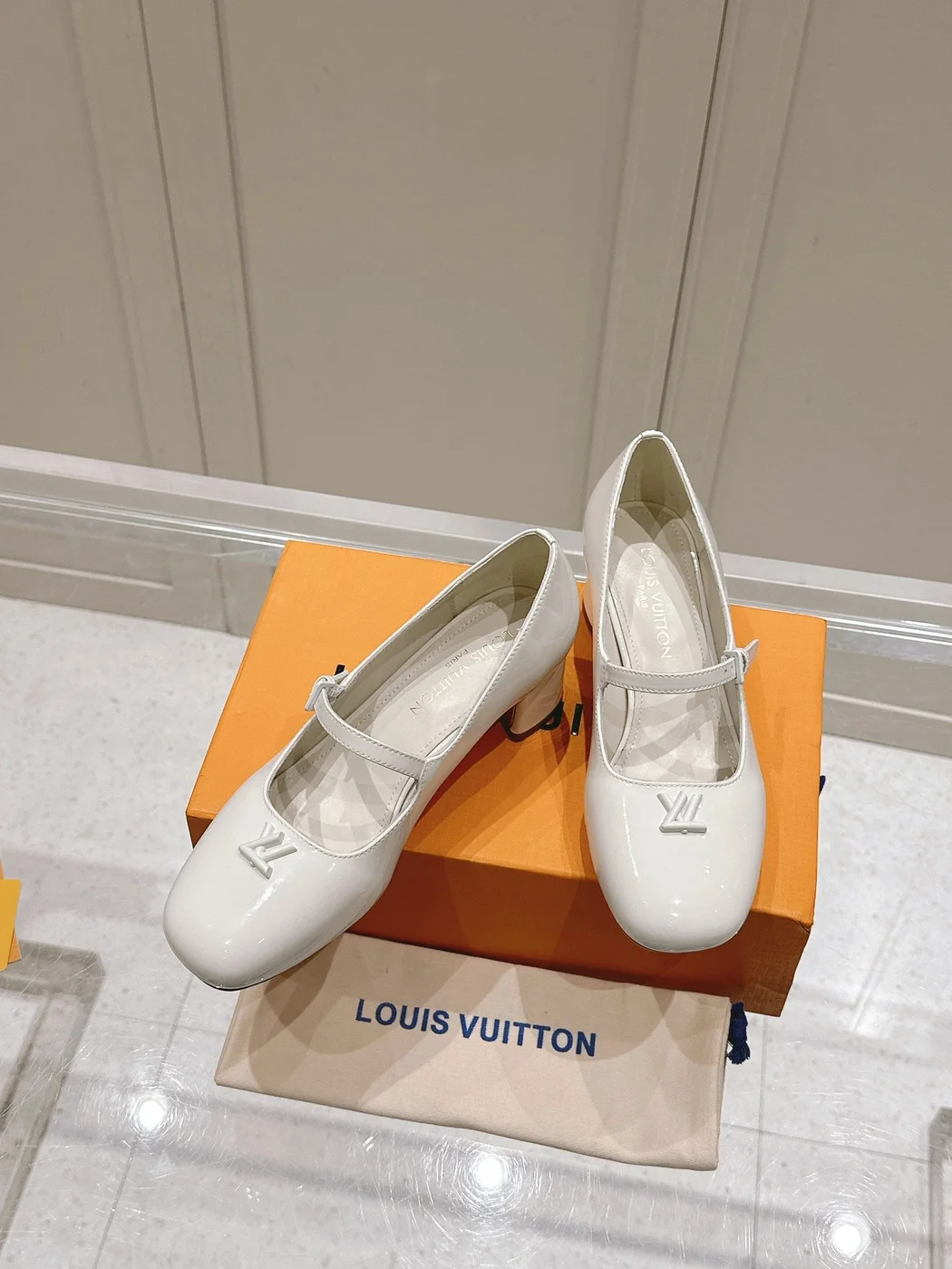 Louis Vuitton Women White Patent Leather Heels product view 4