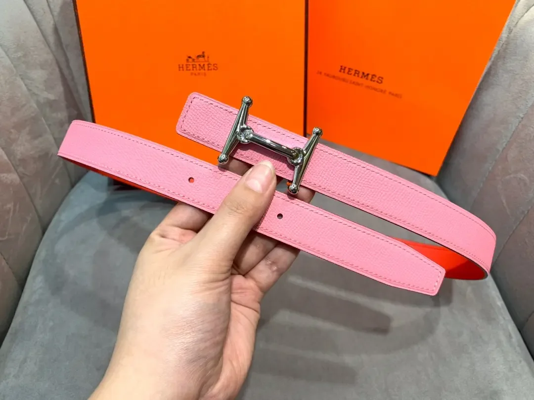 Hermès Pink/Red Reversible Belt with Silver-Tone Stirrup-Style H Buckle product view 3