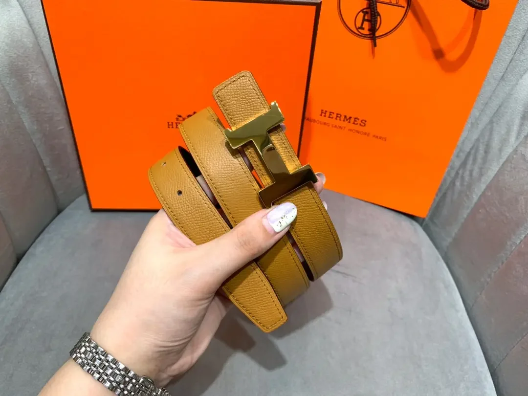 Hermès Tan/Black Reversible Belt with Gold-Tone Wide H Buckle product view 6