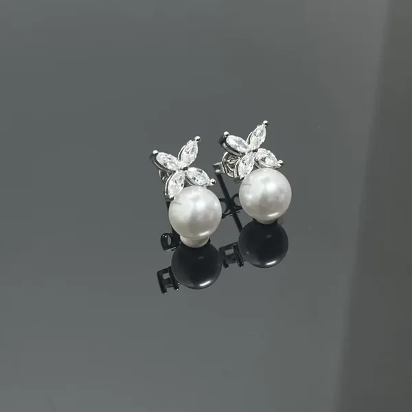 Tiffany  Co. Victoria Flower Pearl-Effect Earrings Silver-Tone product photo