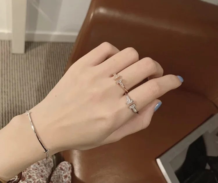 Tiffany  Co. Smooth T Wire Bracelet Gold-Tone product view 2