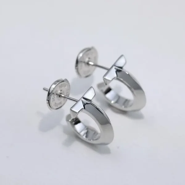 Tiffany  Co. T1 Hoop Earrings Silver-Tone product photo