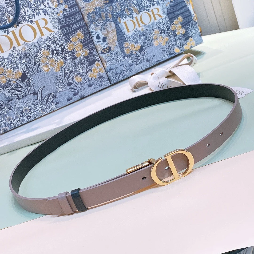 Dior 30 Montaigne Reversible 20MM Belt in Grey and Black Calfskin product view 3