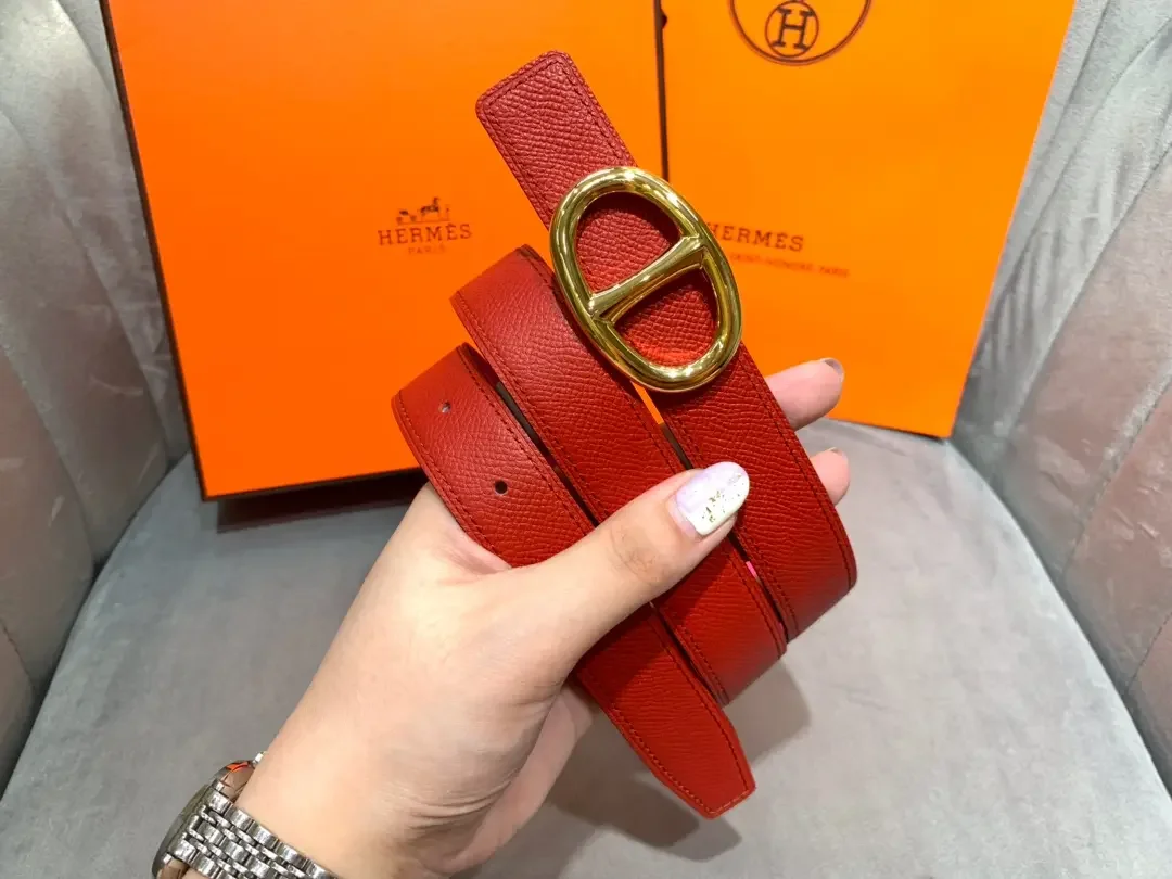 Hermès Red/Bright Pink Reversible Belt with Gold-Tone Oval Buckle product view 6