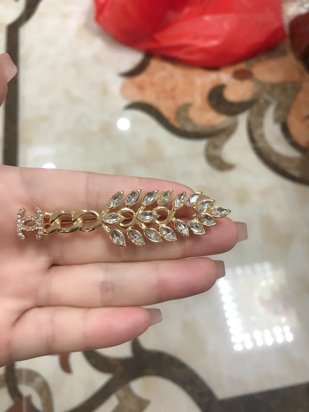 Chanel Leaf Brooch Gold-Tone product view 1
