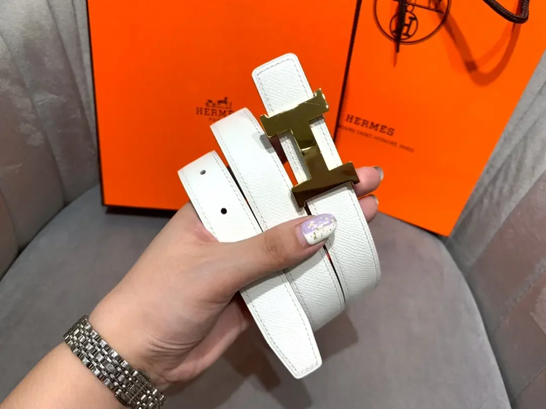 Hermès White/Red Reversible Belt with Gold-Tone Wide H Buckle product view 6