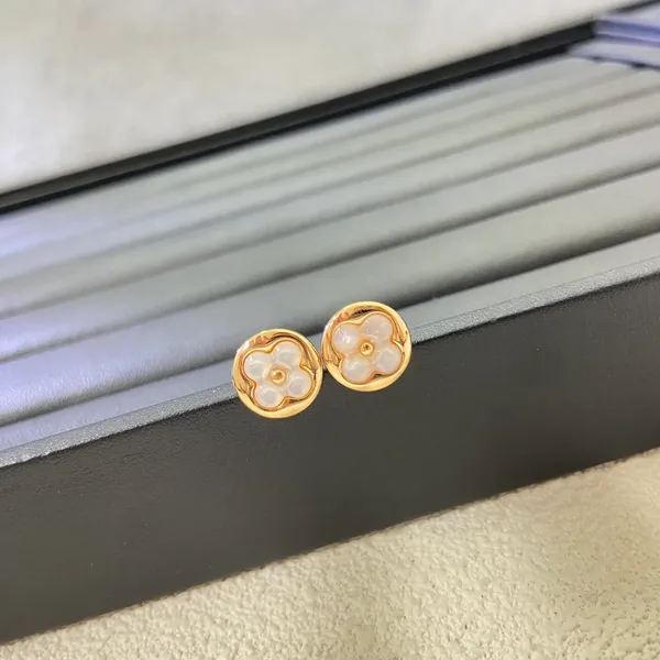 Louis Vuitton Sun Blossom Pearlescent Stud Earrings Rose-Tone product photo
