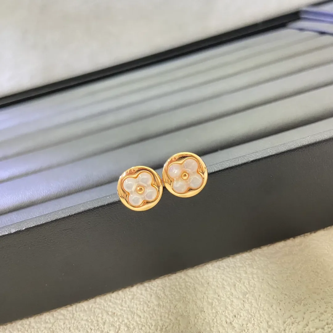 Louis Vuitton Sun Blossom Pearlescent Stud Earrings Rose-Tone product view 1