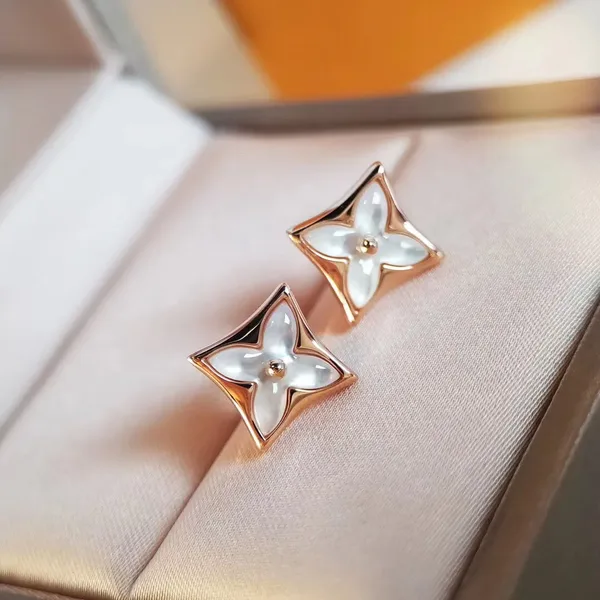 Louis Vuitton Star Pearlescent Stud Earrings Rose-Tone product photo