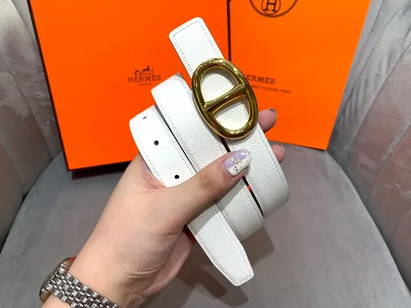 Hermès White/Red Reversible Belt with Gold-Tone Oval Buckle product view 6