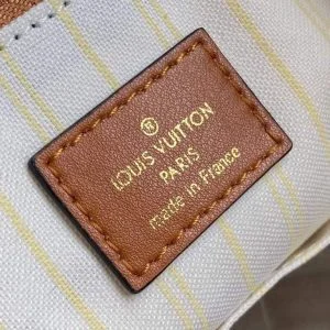 Louis Vuitton M57707 M57723 OnTheGo MM Tote Bag Tan product view 9