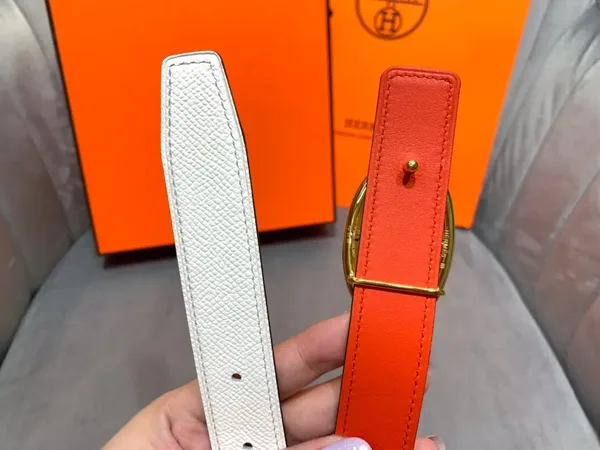 Hermès White/Red Reversible Belt with Gold-Tone Oval Buckle product view 7