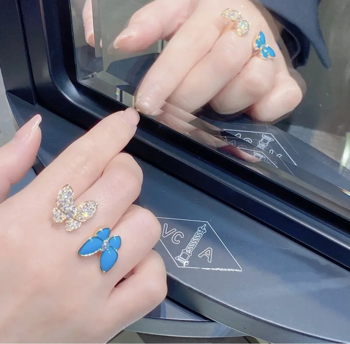 Van Cleef  Arpels Two Butterfly Blue and Gold-Tone Open Ring product view 2