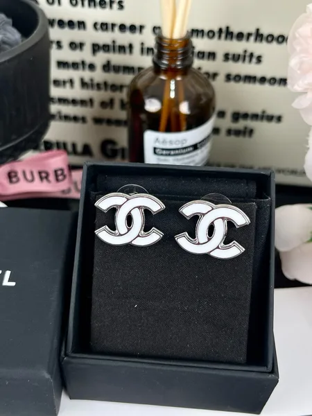 Chanel White Enamel CC Stud Earrings White and Silver-Tone product photo
