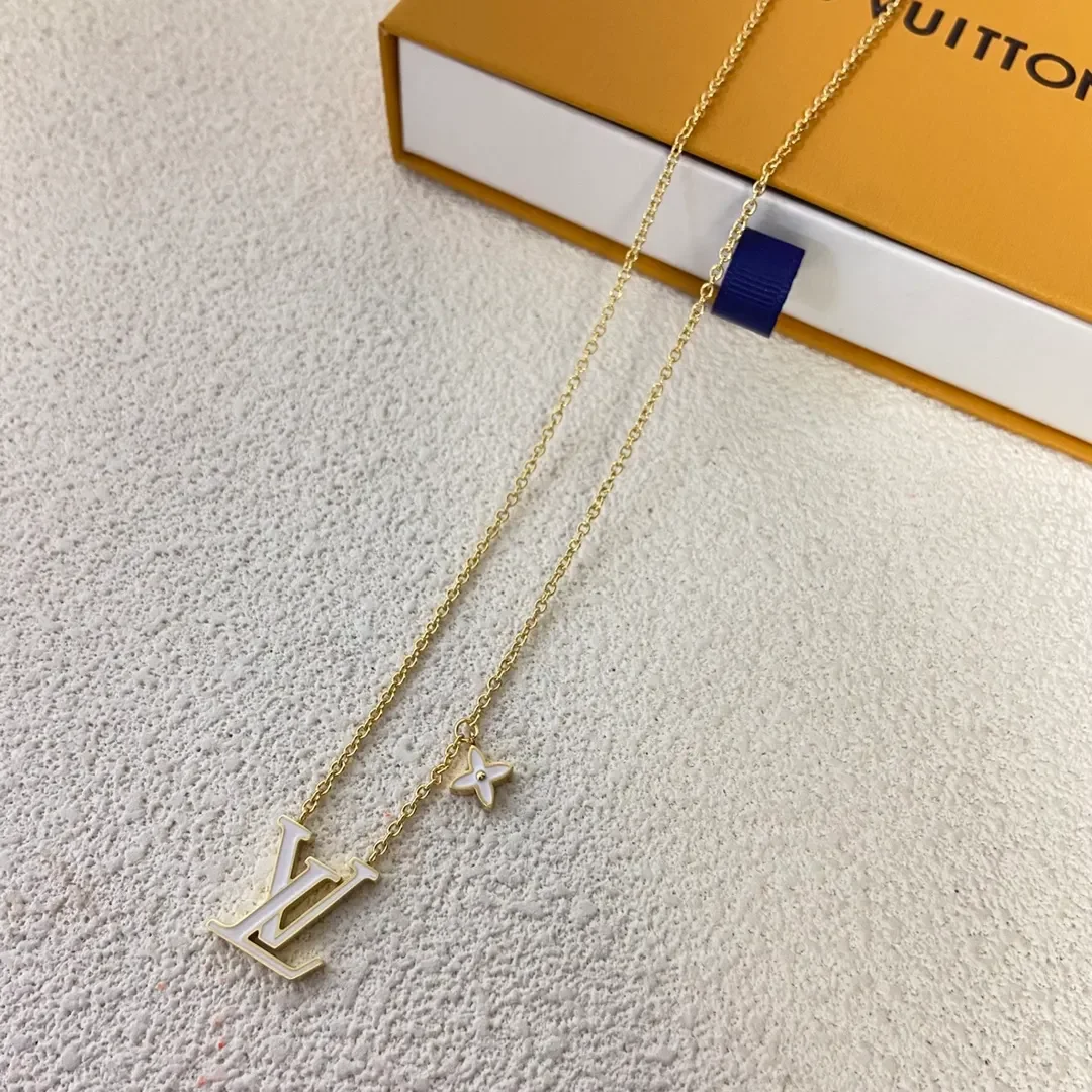 Louis Vuitton Star LV Enamel Pendant Necklace Pink and Gold-Tone product view 2