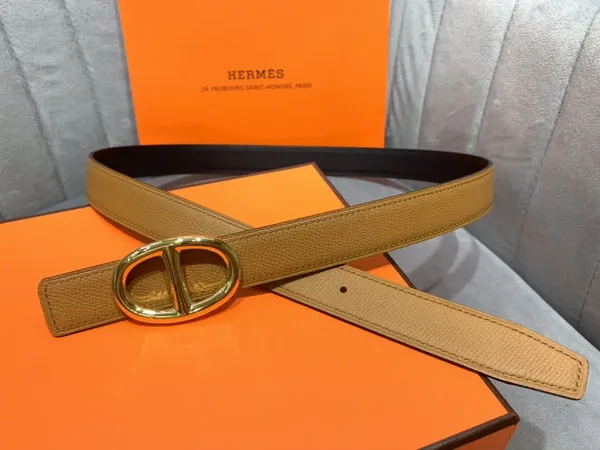 Hermès Tan/Black Reversible Belt with Gold-Tone Oval Buckle product photo