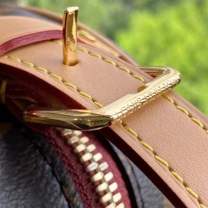 Louis Vuitton M57456 Game On Cœur Crossbody Bag Monogram product view 5