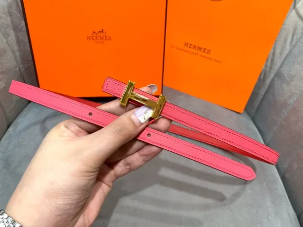 Hermès Bright Pink/Red Reversible Belt with Gold-Tone Slim H Buckle product view 4