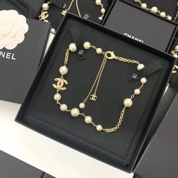 Chanel CC Pearl-Effect Choker Necklace Gold-Tone product view 5