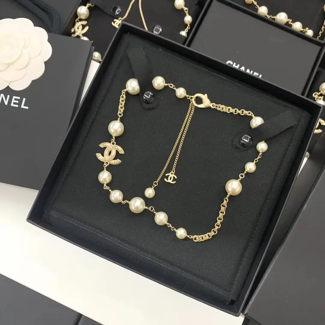 Chanel CC Pearl-Effect Choker Necklace Gold-Tone product view 5