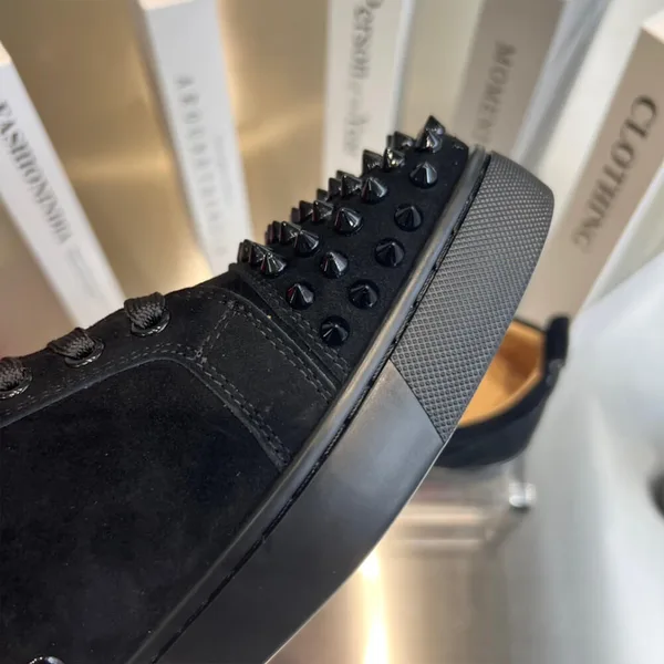 Christian Louboutin Louis Junior Spikes Suede-Effect Sneakers Black product view 6
