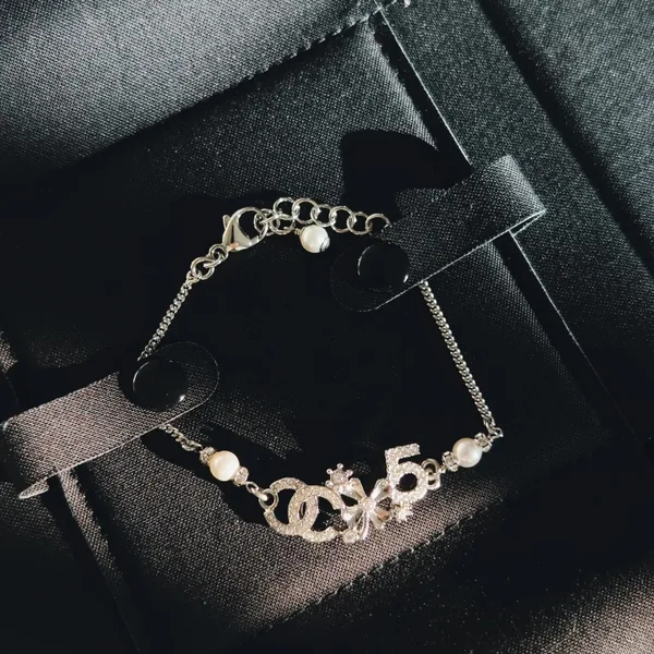 Chanel No.5 Clover Chain Bracelet Silver-Tone product view 3