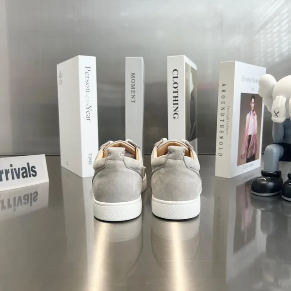 Christian Louboutin Louis Junior Spikes Textured Sneakers Off-White product view 7