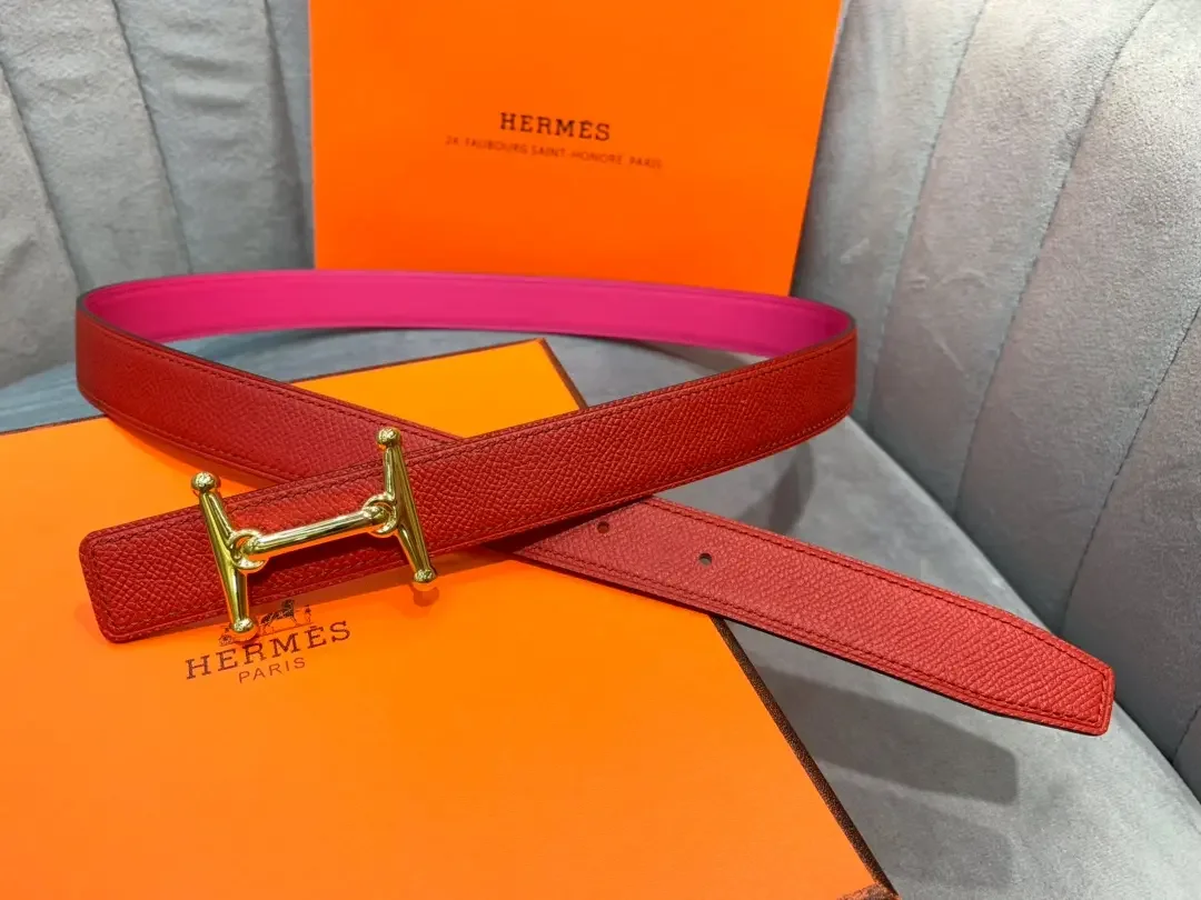 Hermès Red/Bright Pink Reversible Belt with Gold-Tone Stirrup-Style H Buckle product view 1