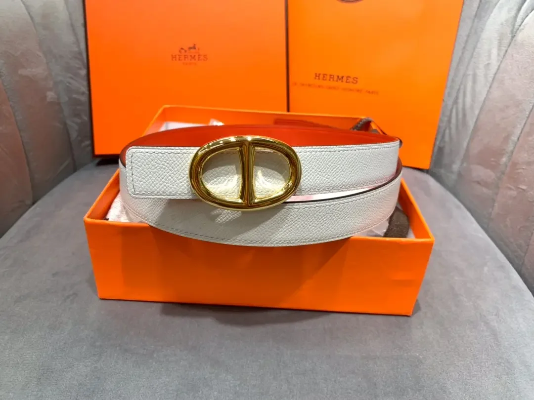 Hermès White/Red Reversible Belt with Gold-Tone Oval Buckle product view 2