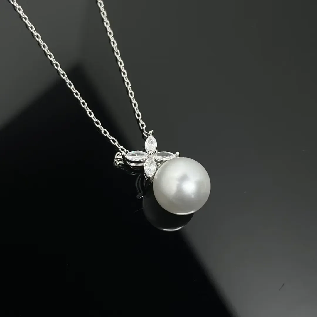 Tiffany  Co. Victoria Flower Pearl-Effect Pendant Necklace Silver-Tone product view 1