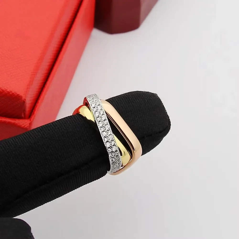 Cartier Trinity Three-Tone Interlocking Ring with Pave-Effect Band product view 9