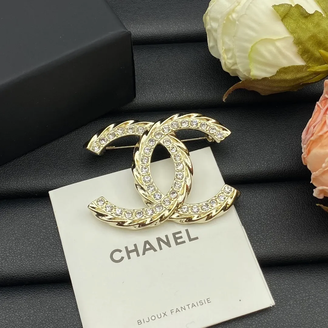 Chanel Slim Pavé CC Brooch Gold-Tone product view 1