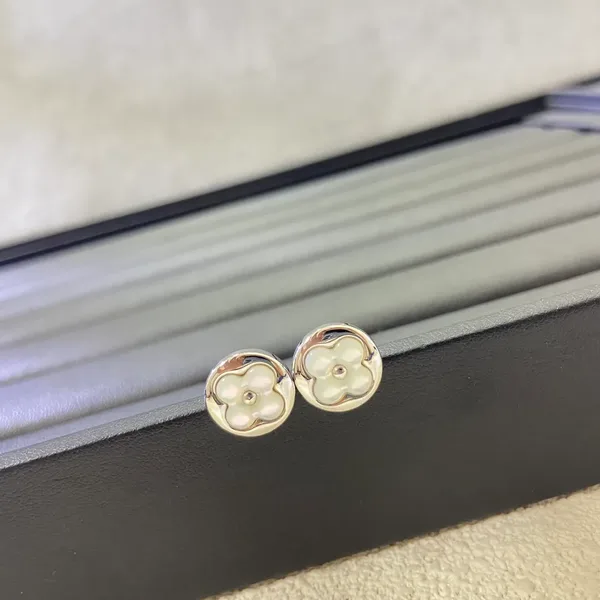 Louis Vuitton Sun Blossom Pearlescent Stud Earrings Silver-Tone product photo