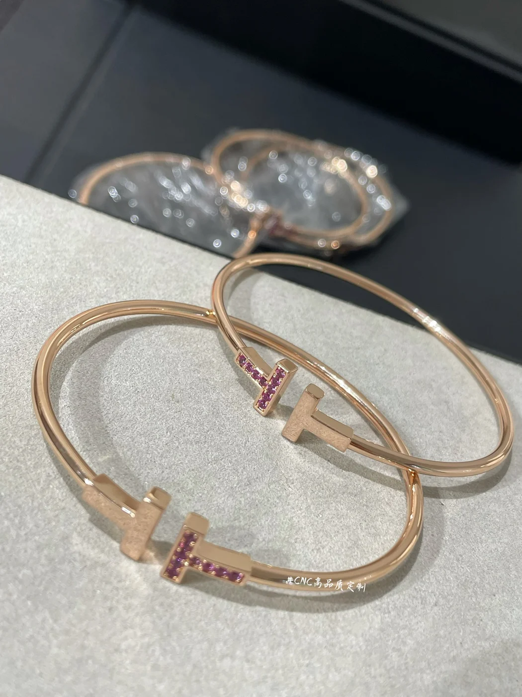 Tiffany  Co. Double T Pink Pavé-Effect Bangle Rose-Tone product view 1