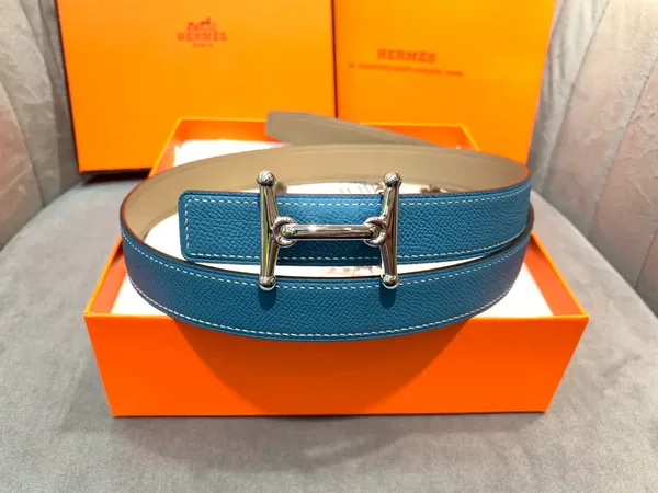 Hermès Light Blue/Taupe Reversible Belt with Silver-Tone Stirrup-Style H Buckle product view 5
