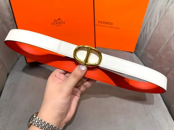 Hermès White/Red Reversible Belt with Gold-Tone Oval Buckle product view 5